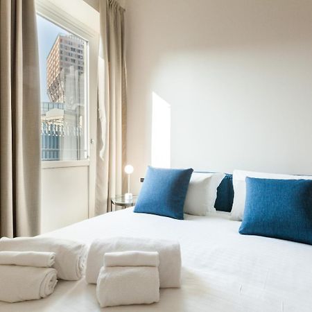 Easyhomes-Duomo Suites & Apartments Milan Bagian luar foto