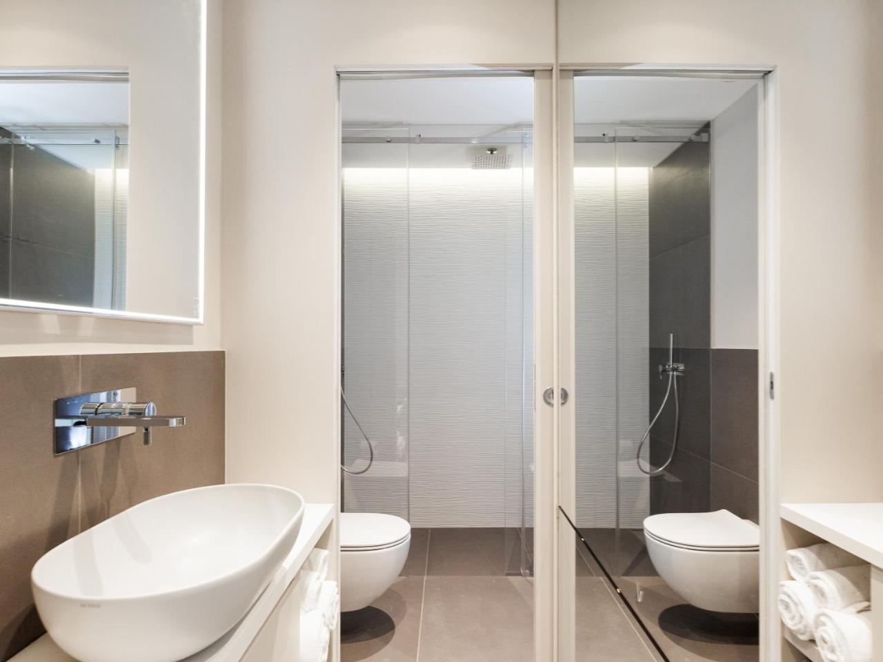 Easyhomes-Duomo Suites & Apartments Milan Bagian luar foto