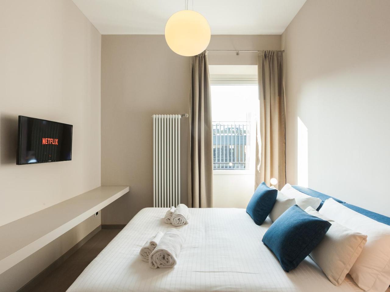 Easyhomes-Duomo Suites & Apartments Milan Bagian luar foto