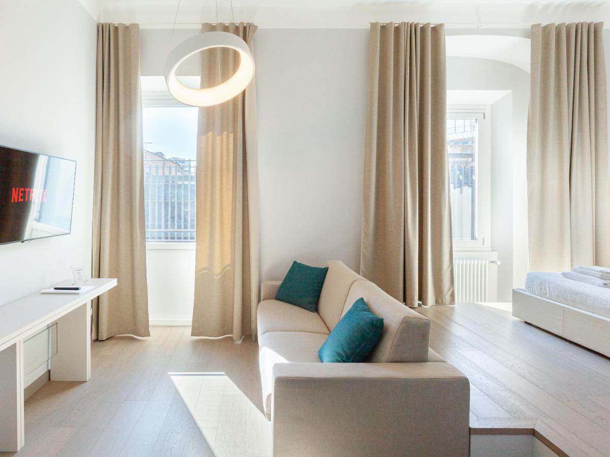 Easyhomes-Duomo Suites & Apartments Milan Bagian luar foto