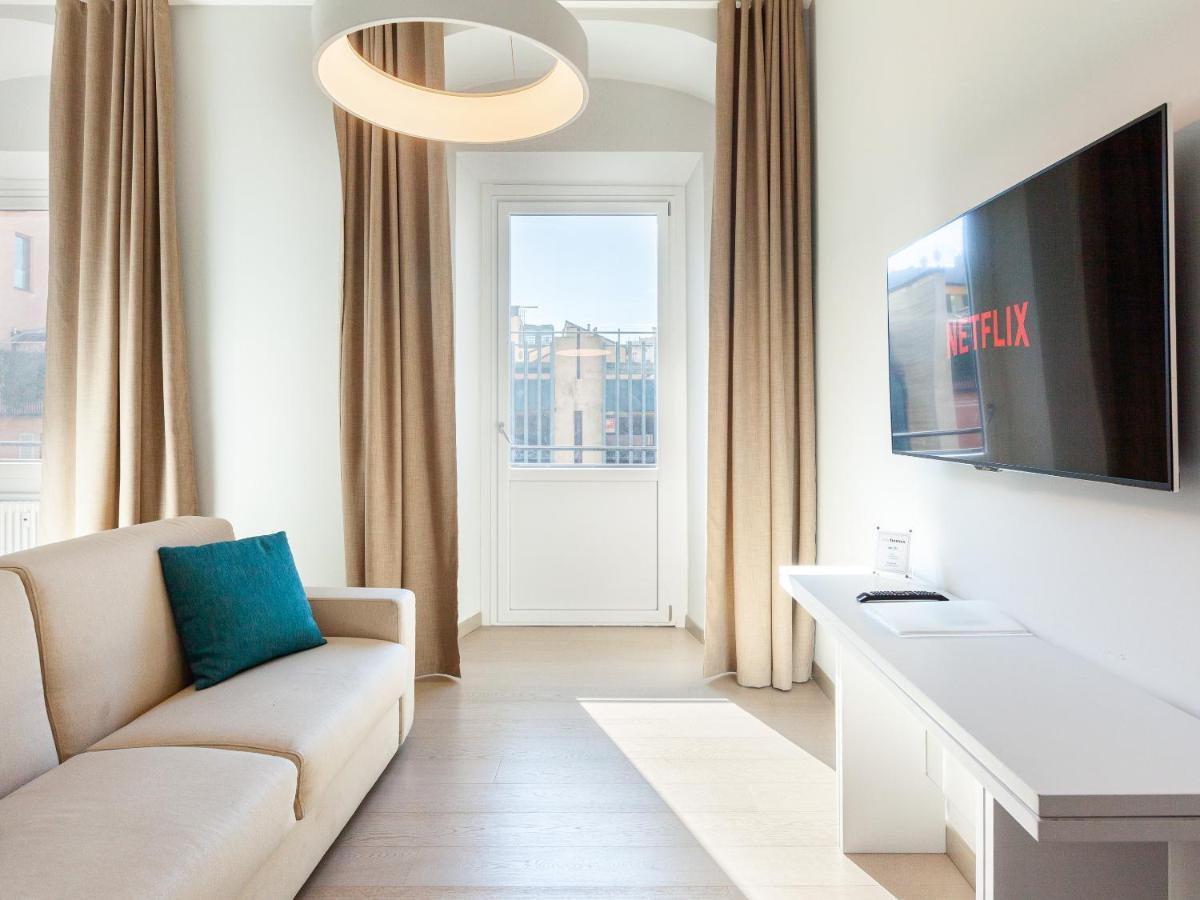 Easyhomes-Duomo Suites & Apartments Milan Bagian luar foto