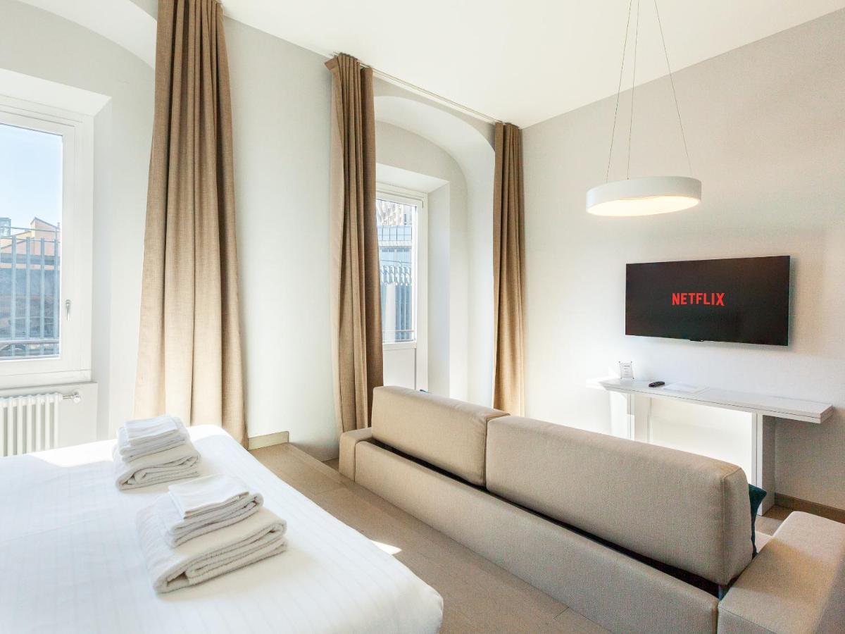 Easyhomes-Duomo Suites & Apartments Milan Bagian luar foto